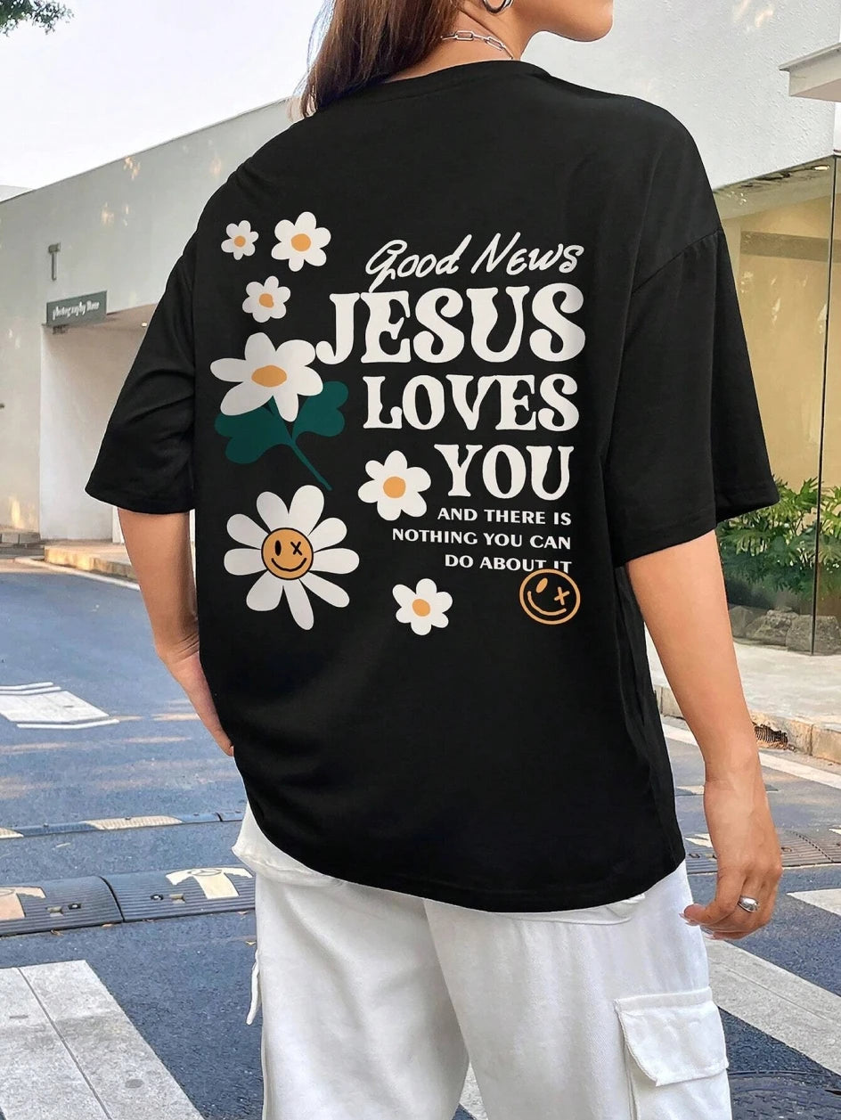 Doux message grand impact t-shirt " JESUS loves you"